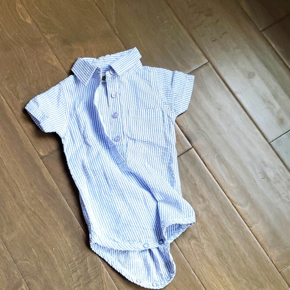 Monica and Andy button up body suit seersucker size 3-6 months - Picture 1 of 3